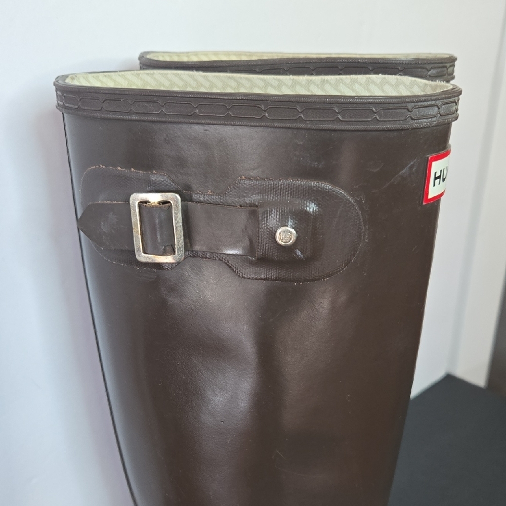 Hunter Size 8 Gloss Dark Brown Tall Rubber Rain Boots - Picture 3 of 16